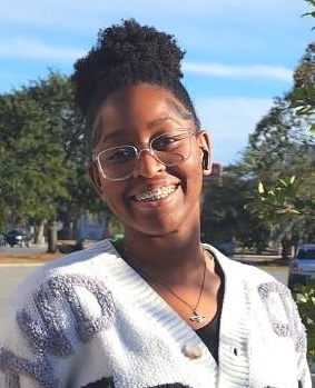 Makayla Carter, Assistant Instructor