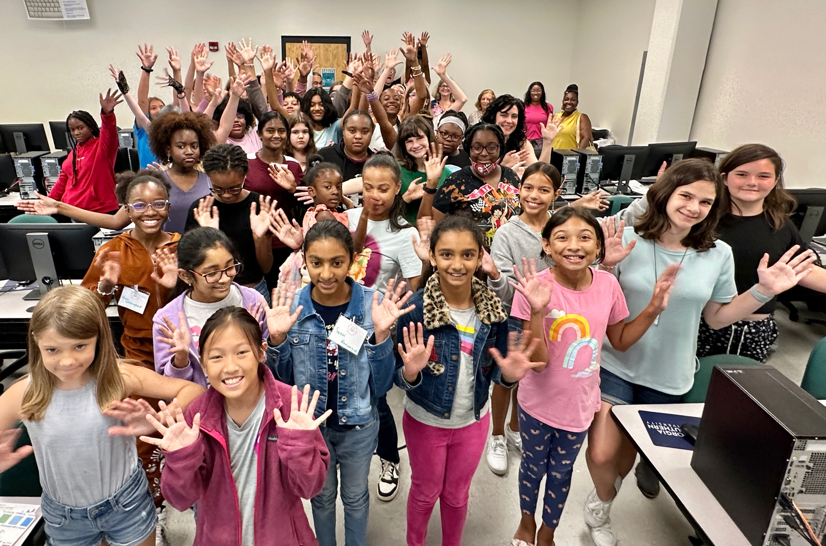 girls code savannah group photo